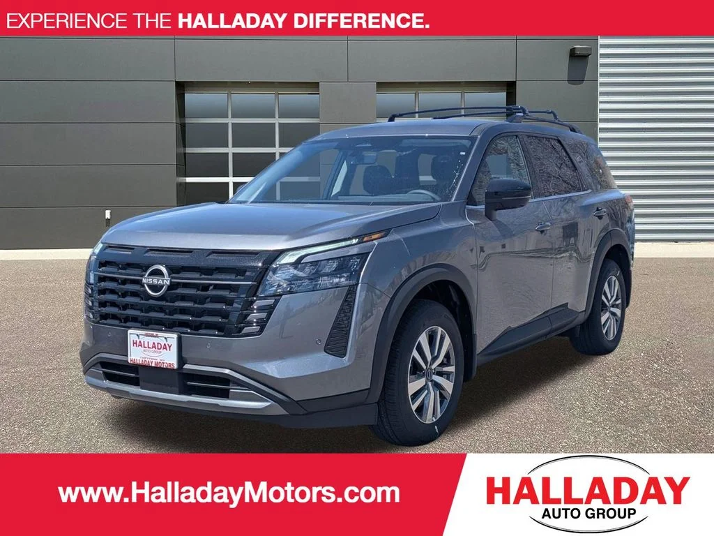 2026 Nissan Pathfinder SL 4WD's photo
