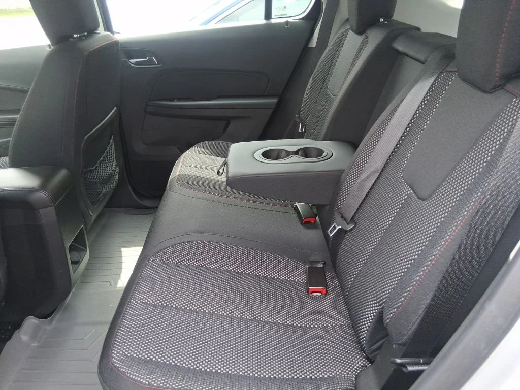 Used 2016 Silver Chevrolet LS image 14
