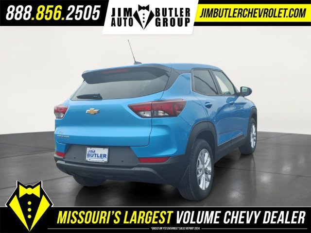 New 2026 Marina Blue Metallic Chevrolet LS image 4