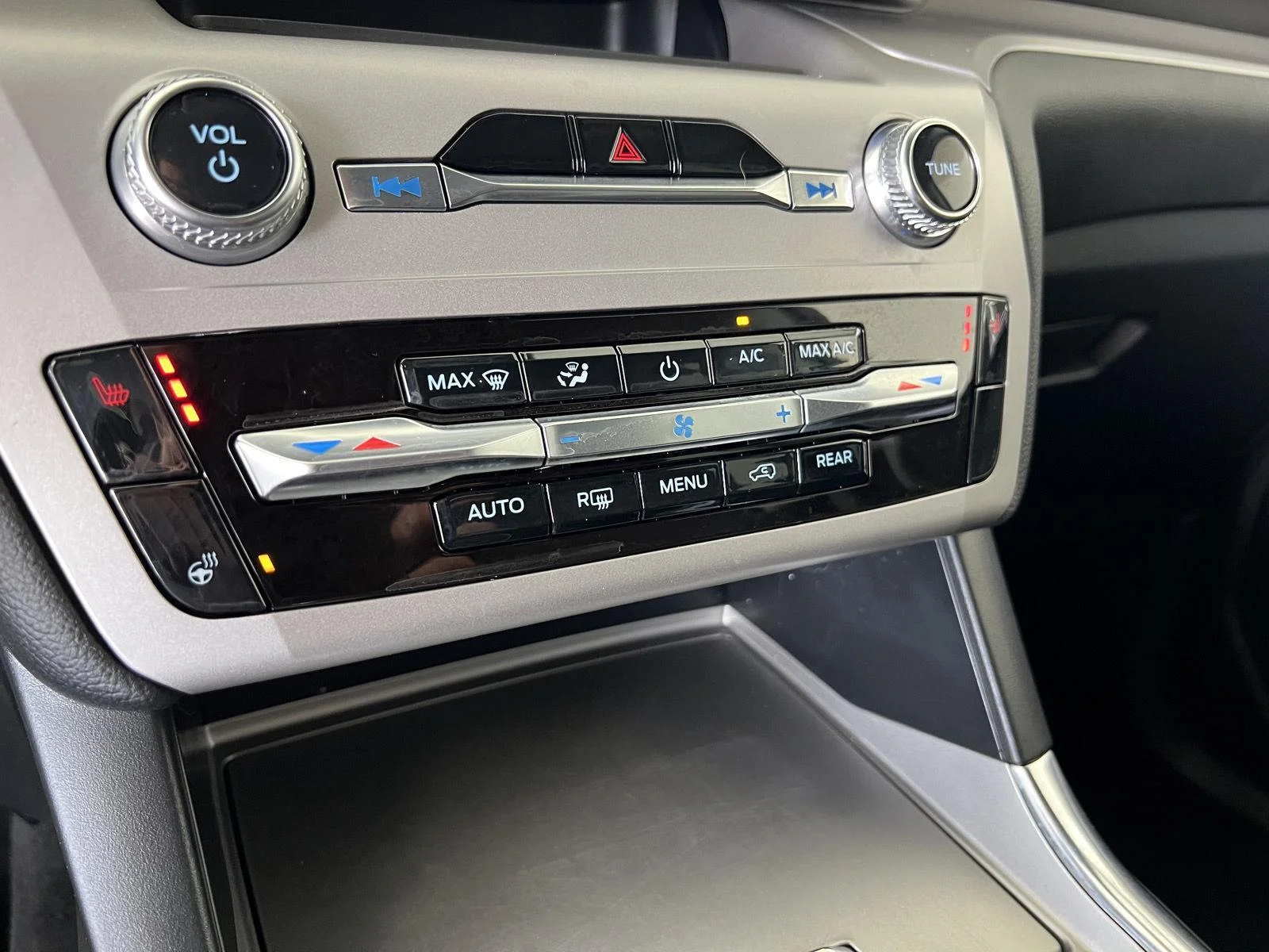 Used 2023 Carbonized Gray Ford XLT image 21