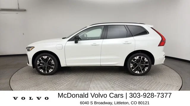 2026 Volvo XC60 Plus - Photo 5
