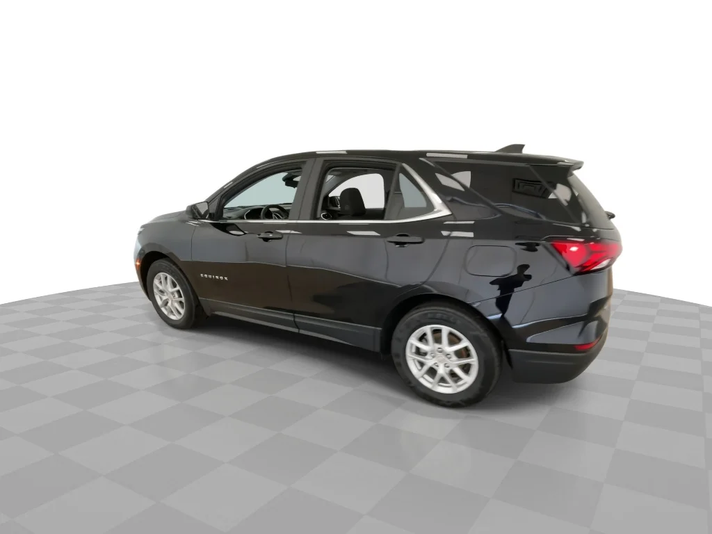 Used 2024 Mosaic Black Metallic Chevrolet LT image 7