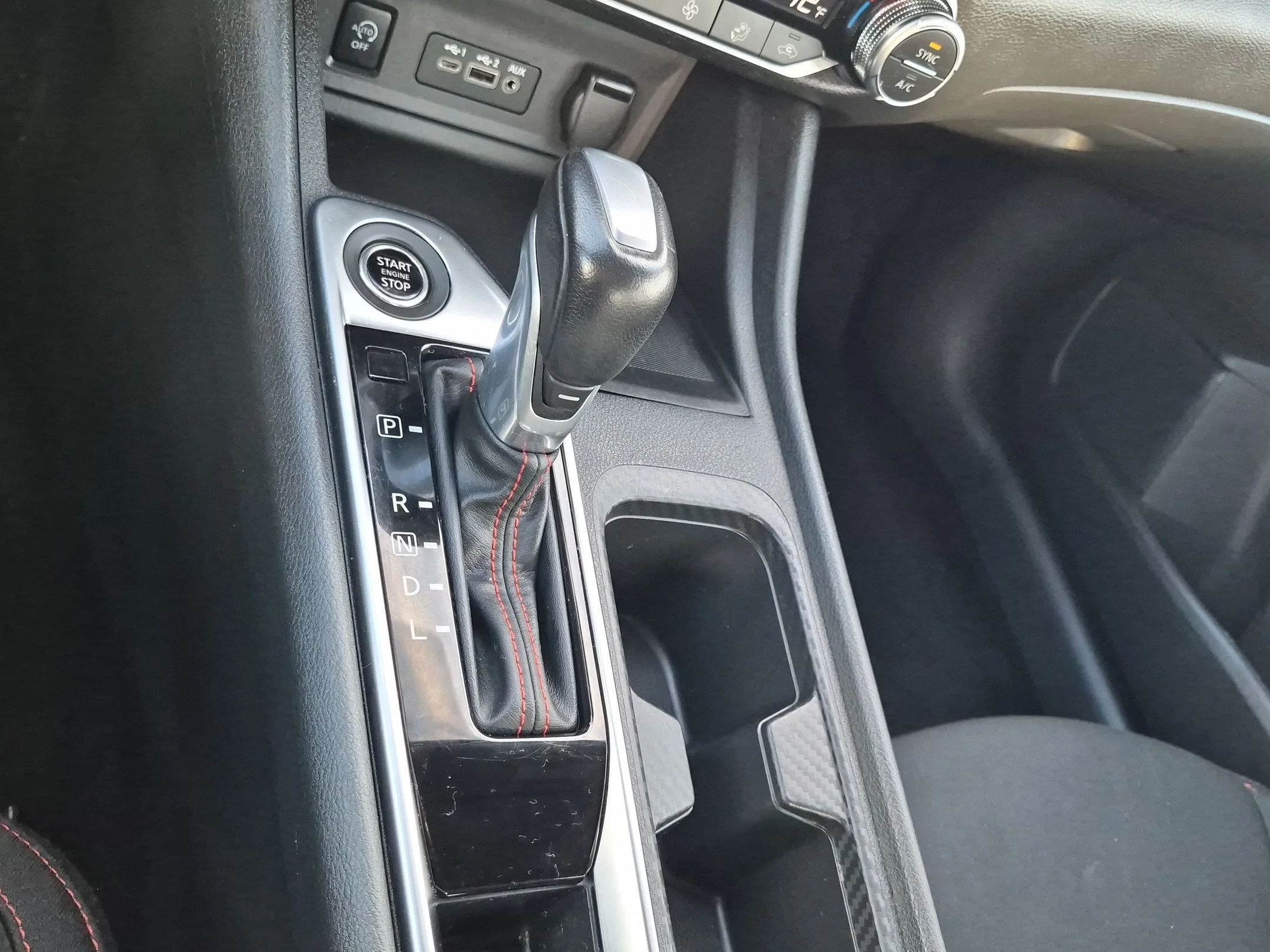 Used 2025 Super Black Nissan SR image 21