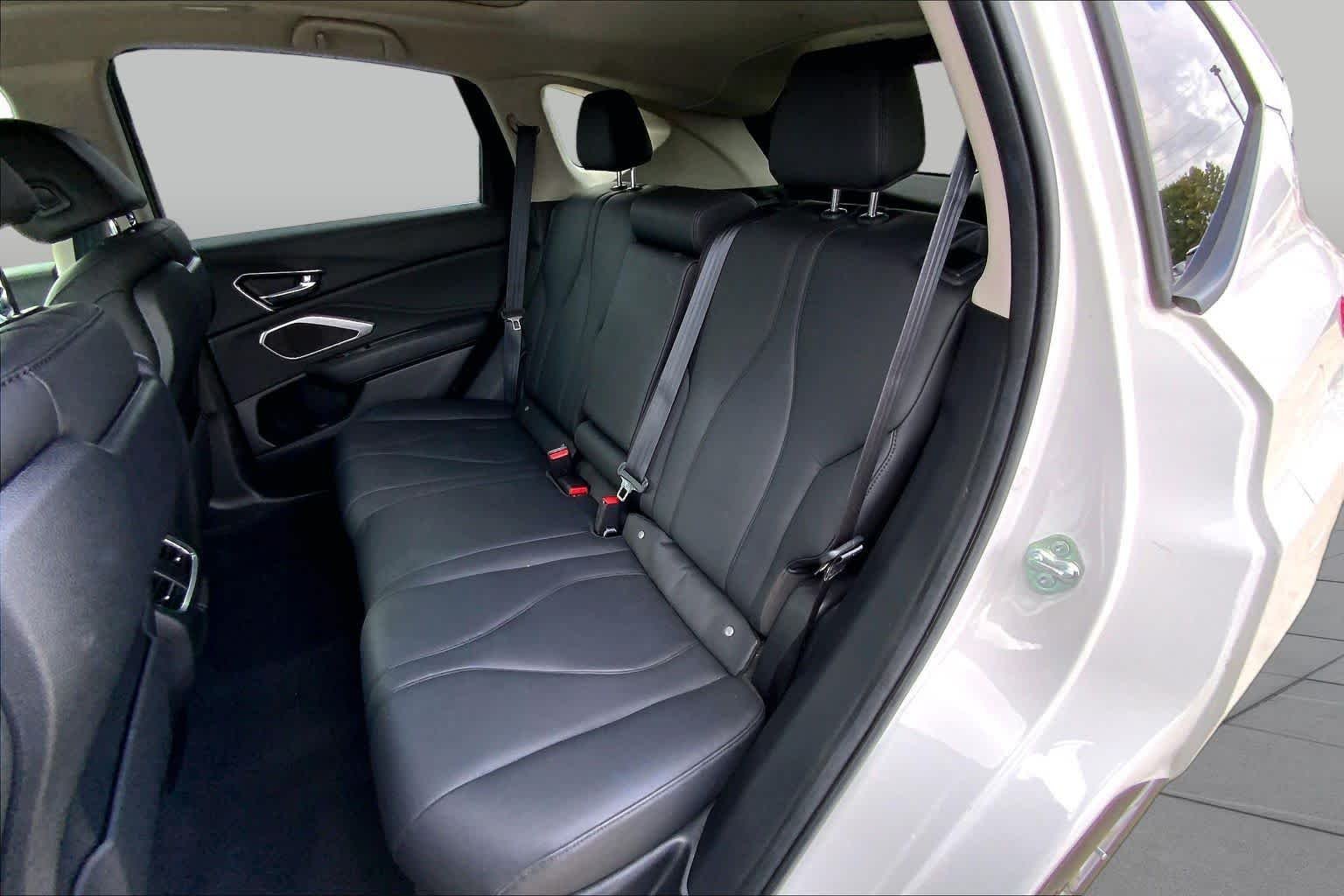 Used 2023 Platinum White Pearl Acura  image 21