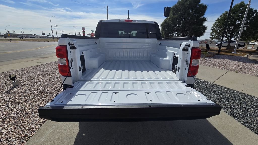 New 2026 Oxford White Ford XL image 8