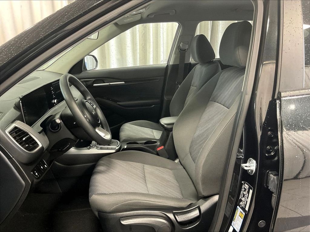Used 2024 Black Kia LX image 10