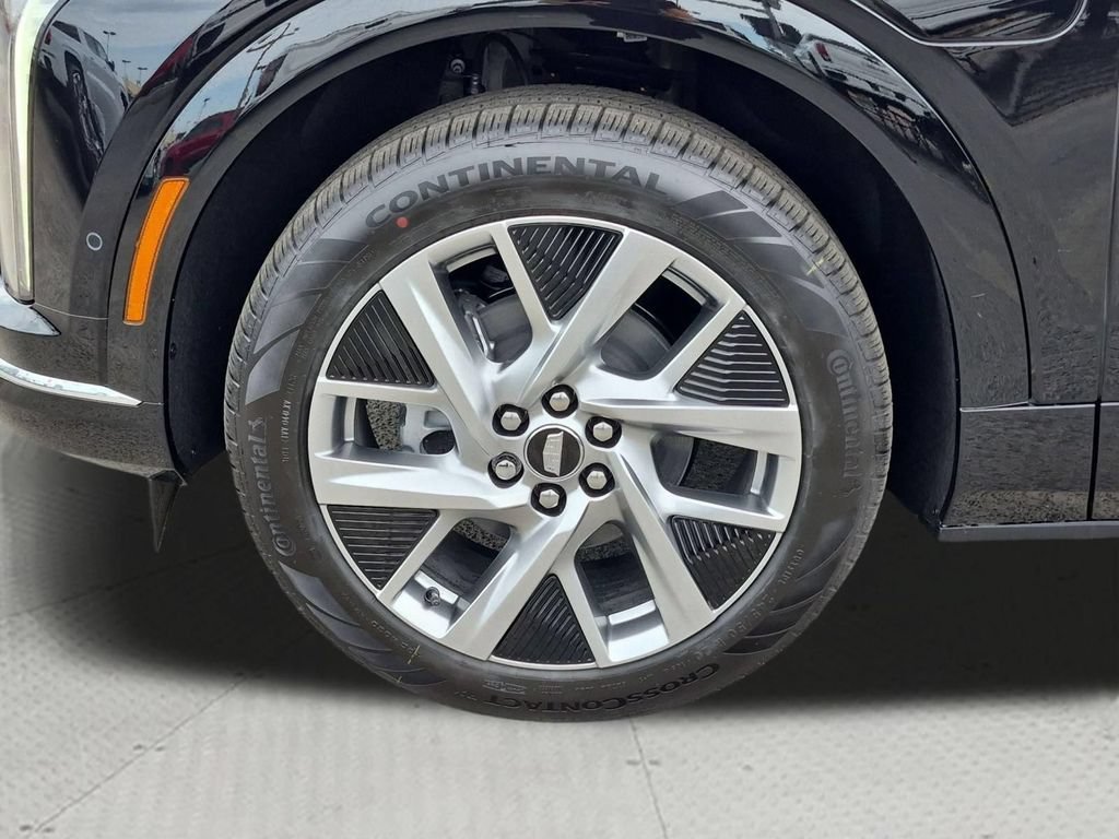 2027 Cadillac OPTIQ Luxury - Photo 32