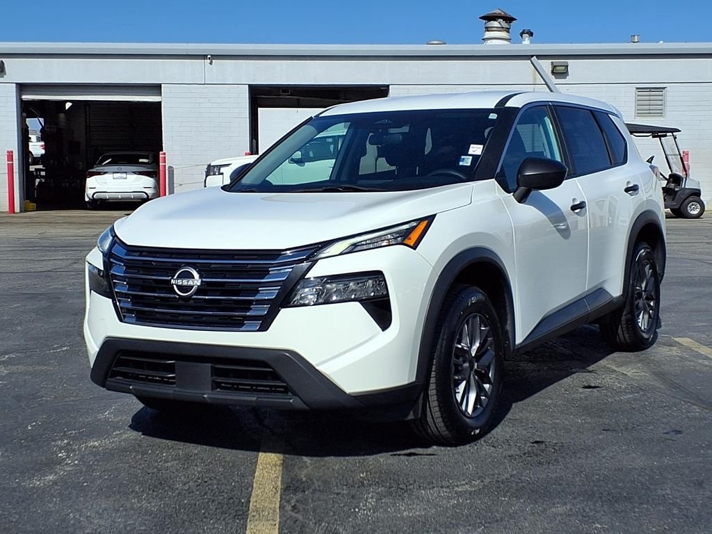 Used 2024 Nissan Rogue S with VIN 5N1BT3AA0RC683589 for sale in Kansas City