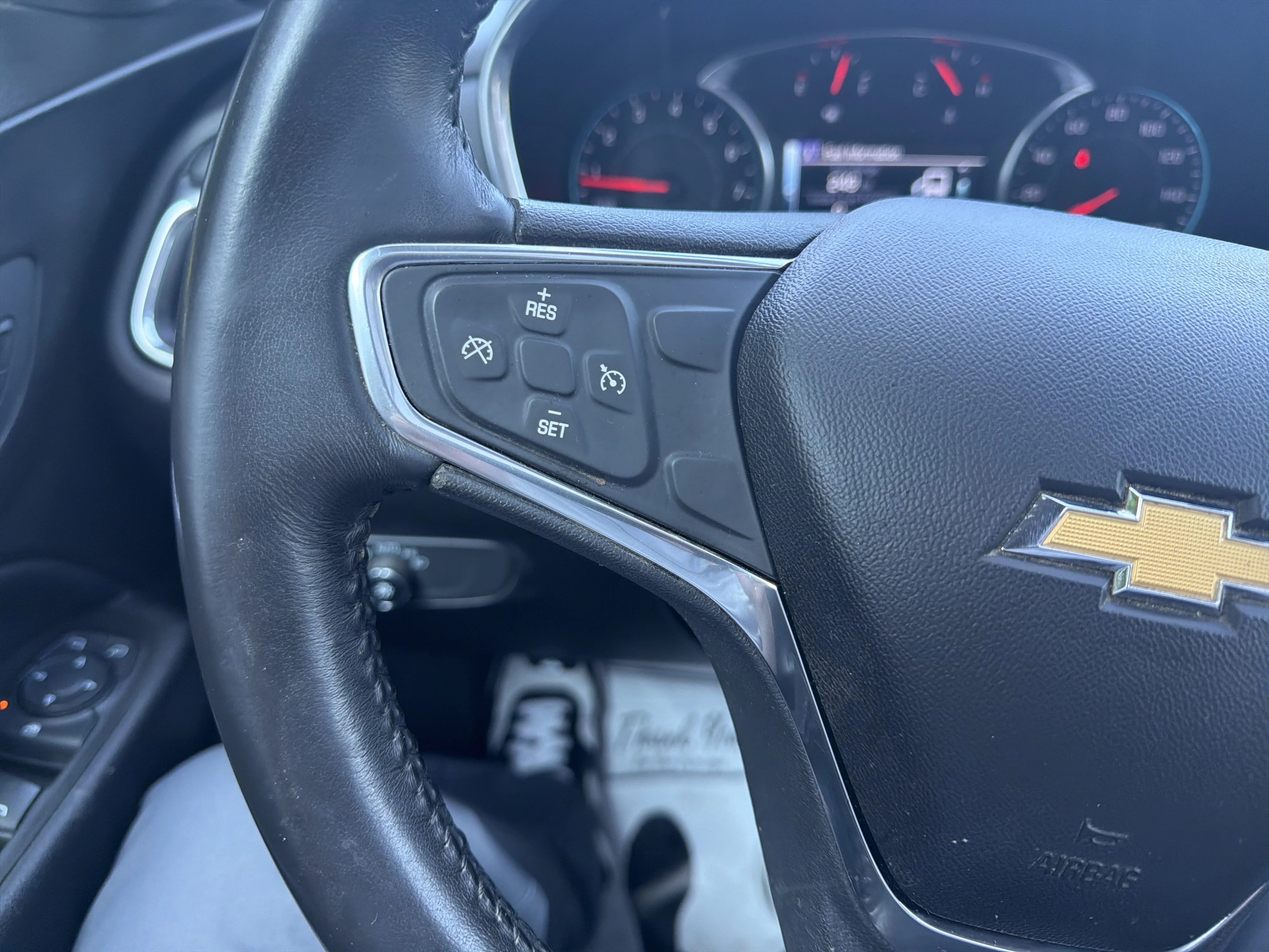 Used 2018 Storm Blue Metallic Chevrolet LT image 4