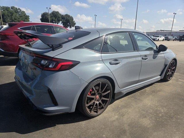Used 2023 Sonic Gray Pearl Honda Type R image 3