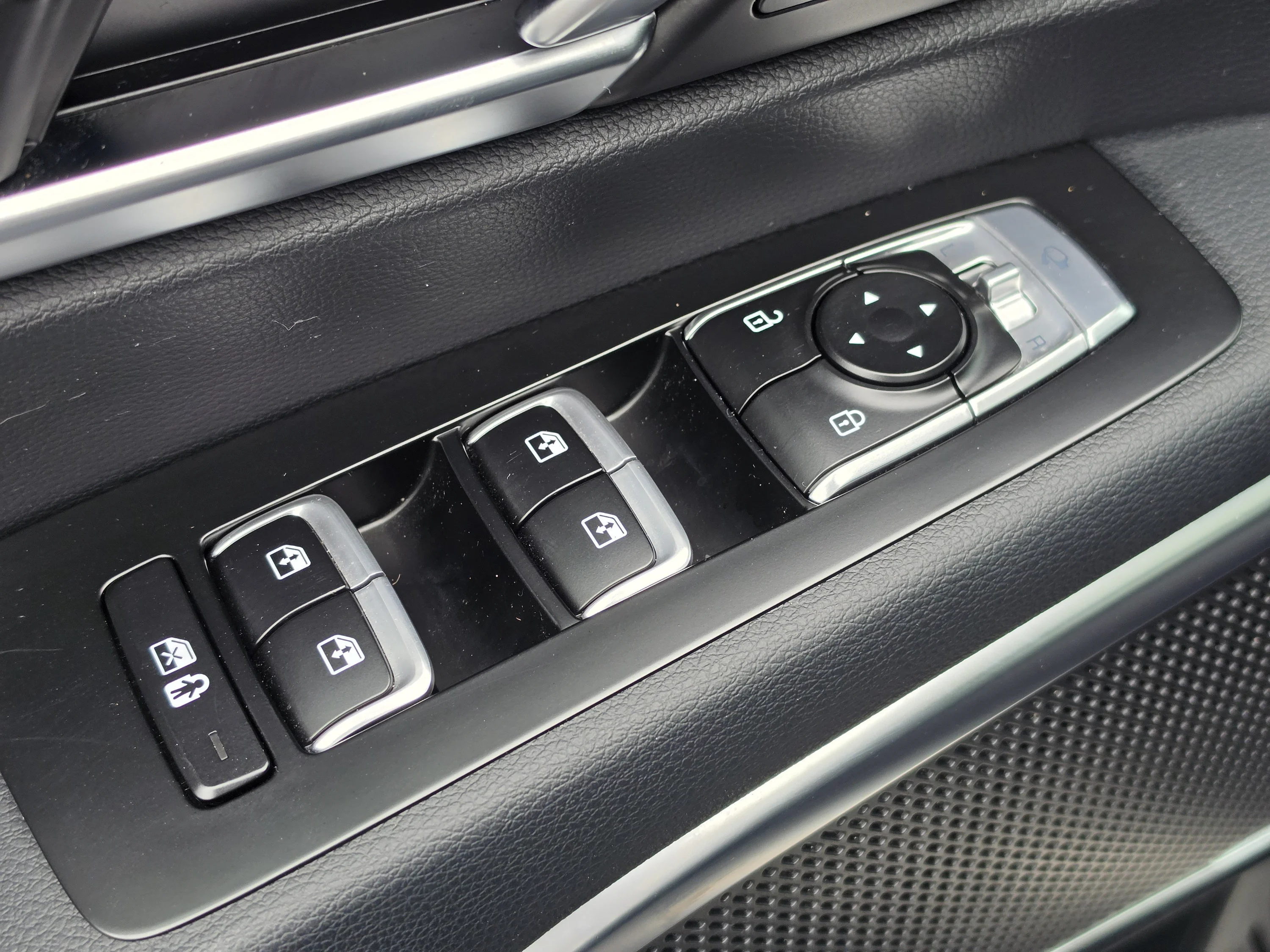 Used 2024 Ebony Black Kia SX Prestige image 25