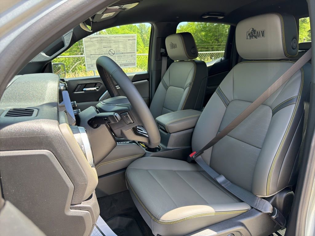 2026 Chevrolet Colorado ZR2 - Photo 23