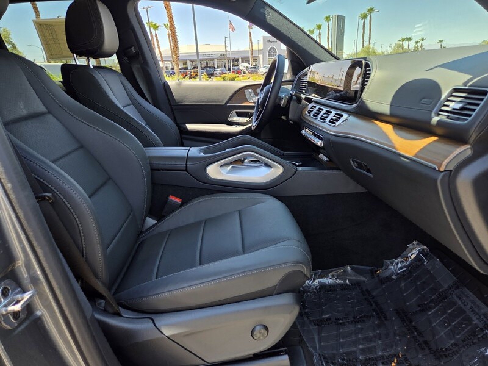 Used 2026 Selenite Grey Metallic Mercedes-Benz GLE 350 4MATIC® SUV image 19