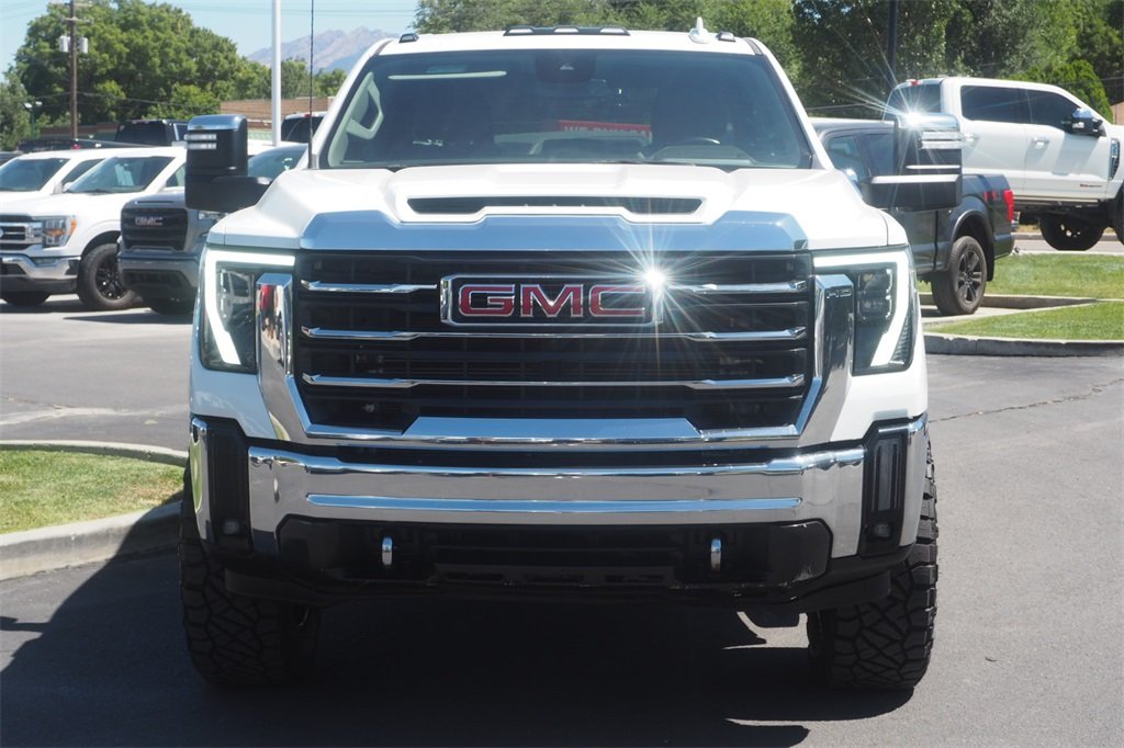 2024 Gmc Sierra HD SLT photo 2