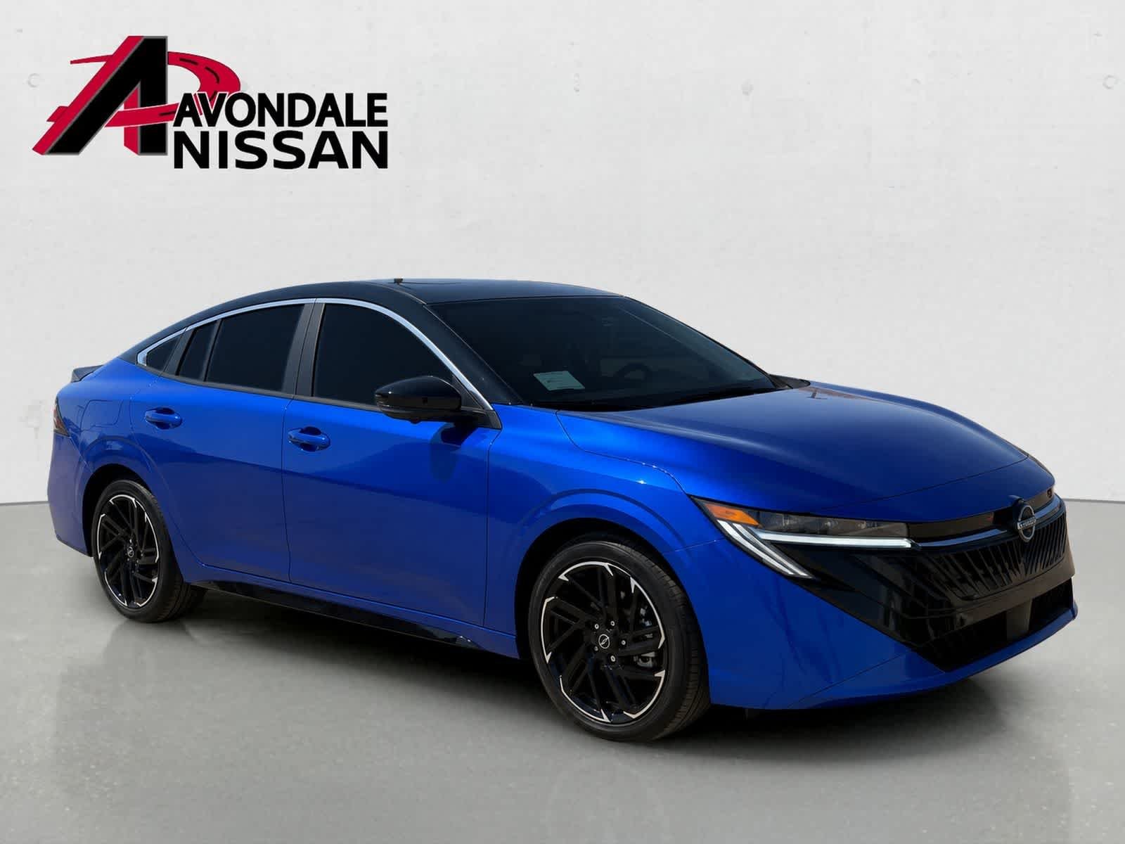 Nueva imagen del Nissan SR 2026 en dos tonos: Bluestone Pearl y Super Black (10)