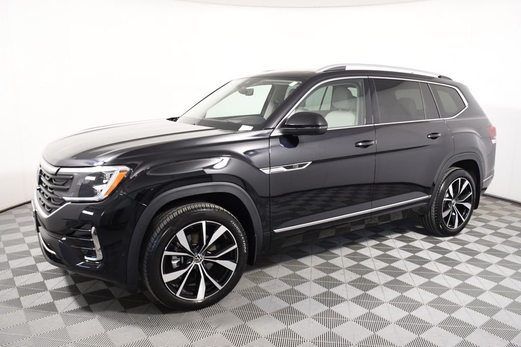 Used 2025 Volkswagen Atlas SEL Premium R-Line with VIN 1V2FR2CA6SC510868 for sale in Richfield, Minnesota