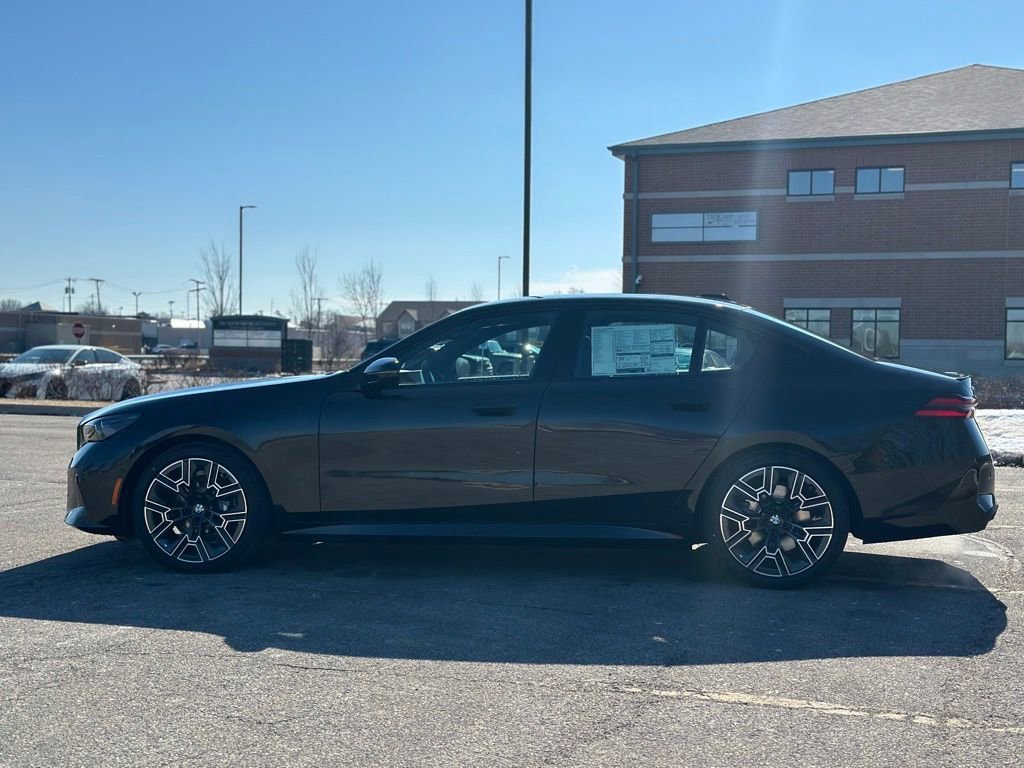New 2026 Black Sapphire Metallic BMW 530i xDrive image 4