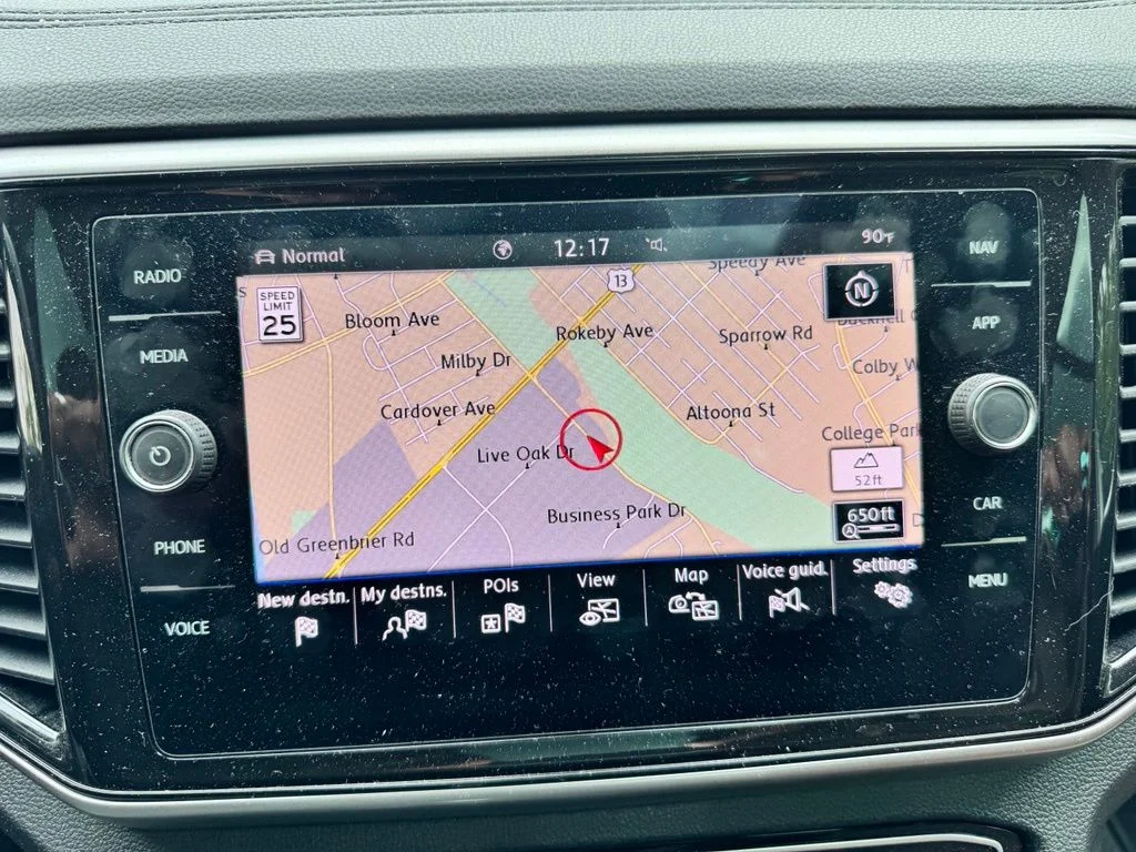 Used 2021 White Volkswagen SEL image 32