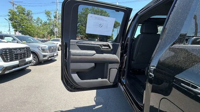New 2026 Onyx Black GMC AT4 image 34