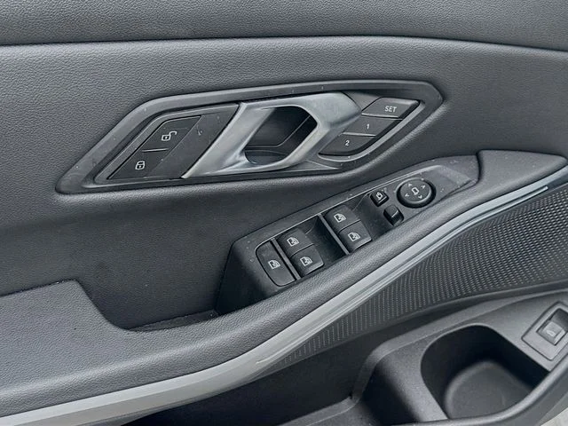 2024 BMW 3 Series 330i - Photo 16