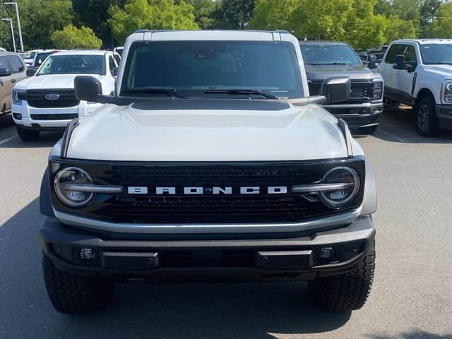 New 2026 White Ford Outer Banks image 2
