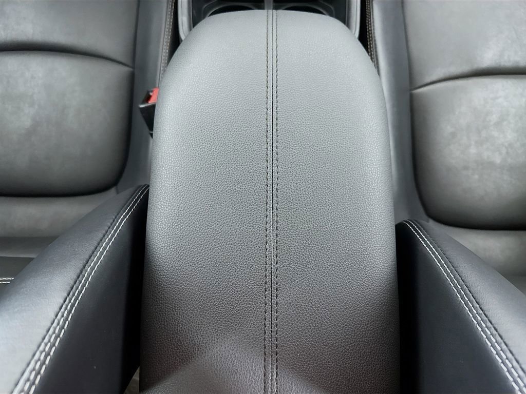 Used 2022 Blue Toyota XLE Premium image 14