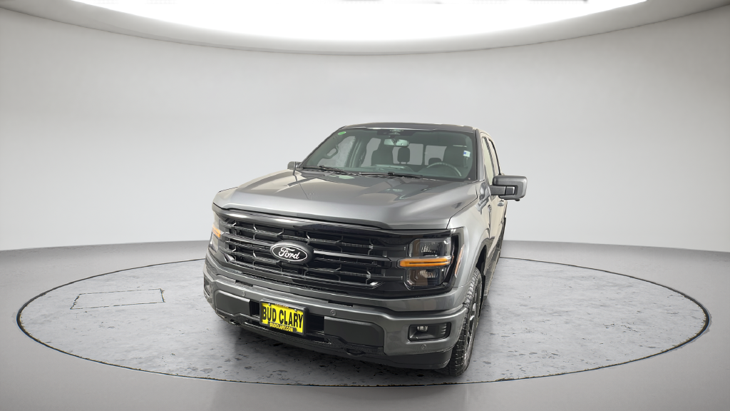 New 2026 Carbonized Gray Metallic Ford XLT image 2