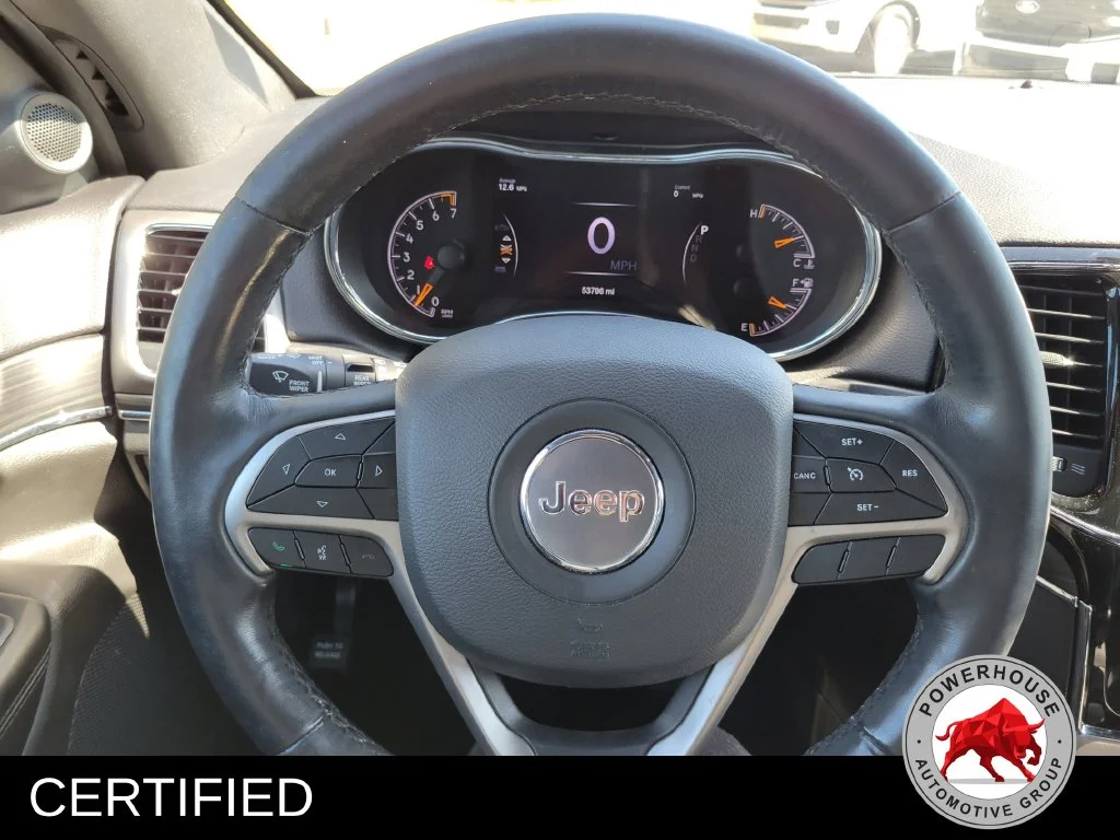 Used 2019 Silver Jeep Limited image 32