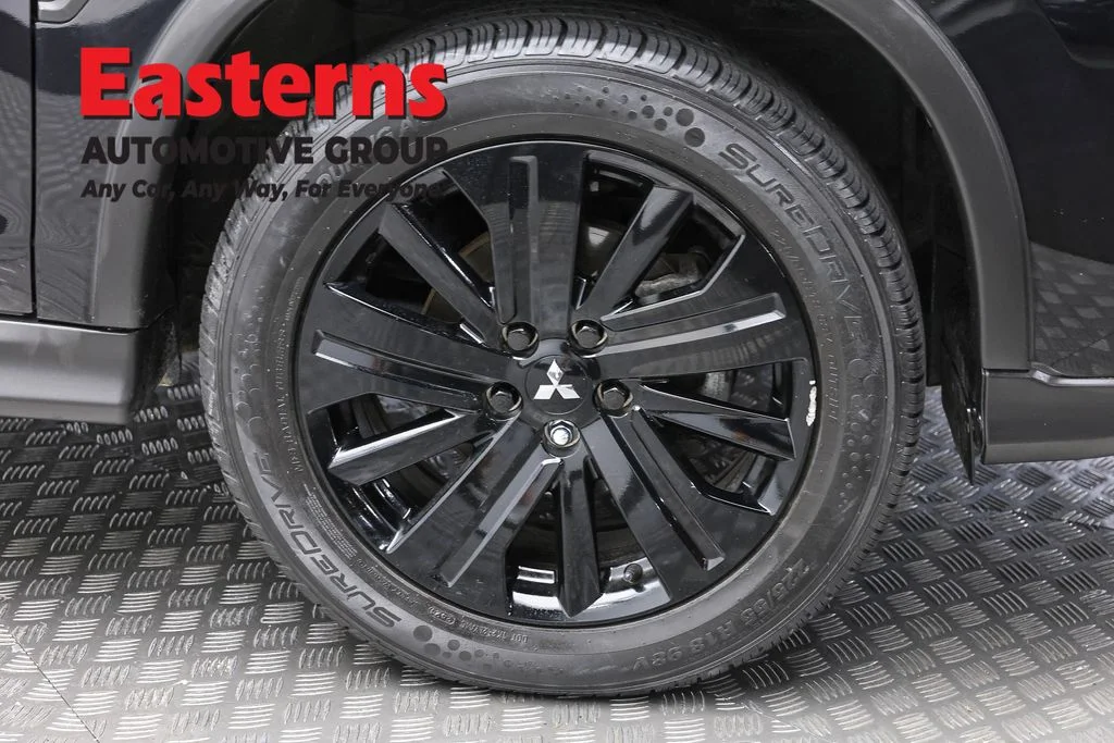 Used 2023 Black Mitsubishi 2.0 LE image 30