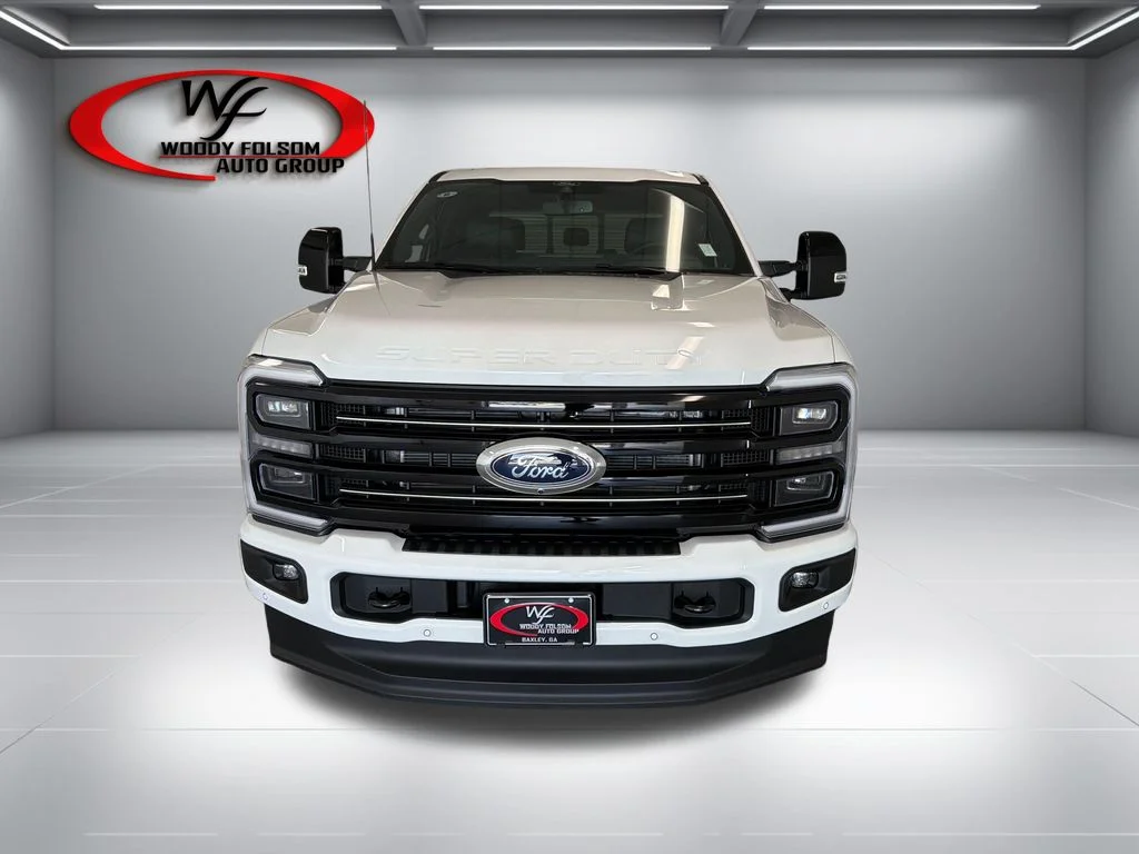 New 2026 Star White Metallic Tri-Coat Ford F-250® Platinum® image 2