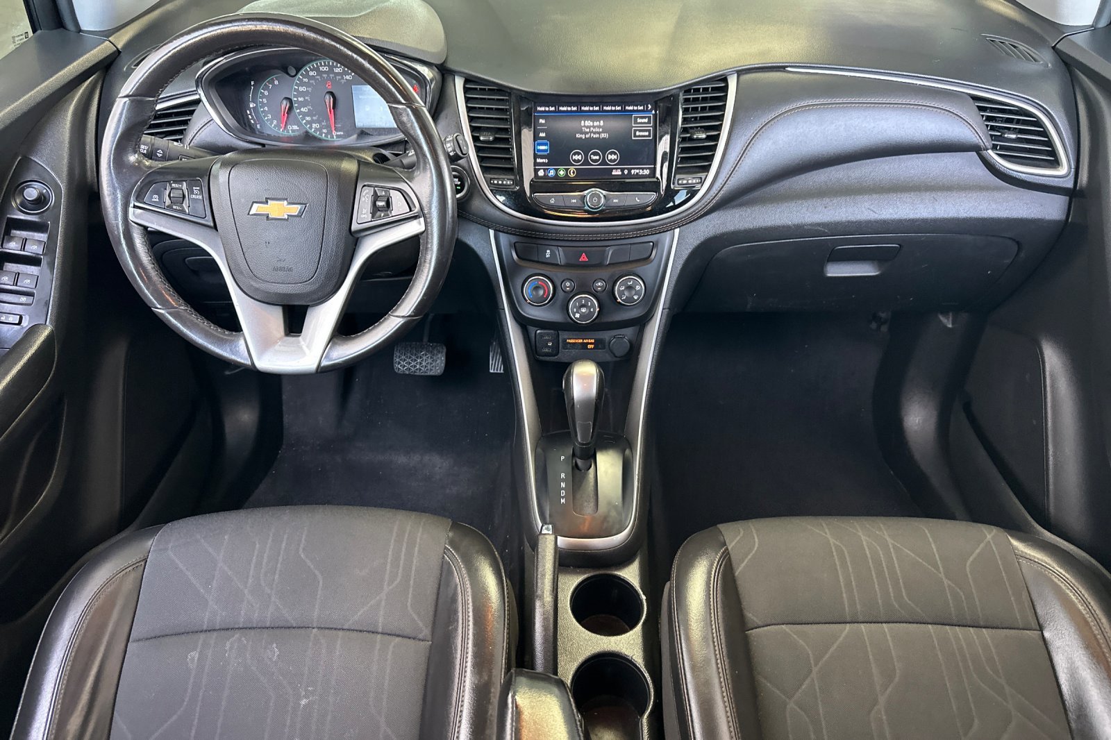 Used 2022 Mosaic Black Metallic Chevrolet LT image 13