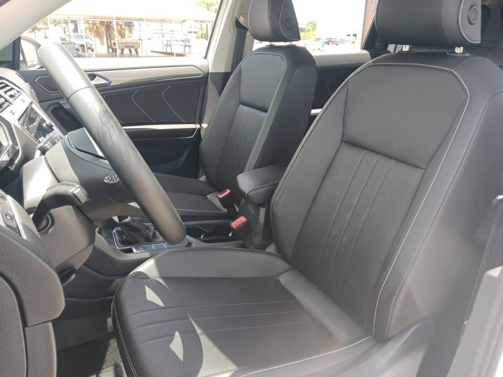 2022 Volkswagen Tiguan SE - Photo 10