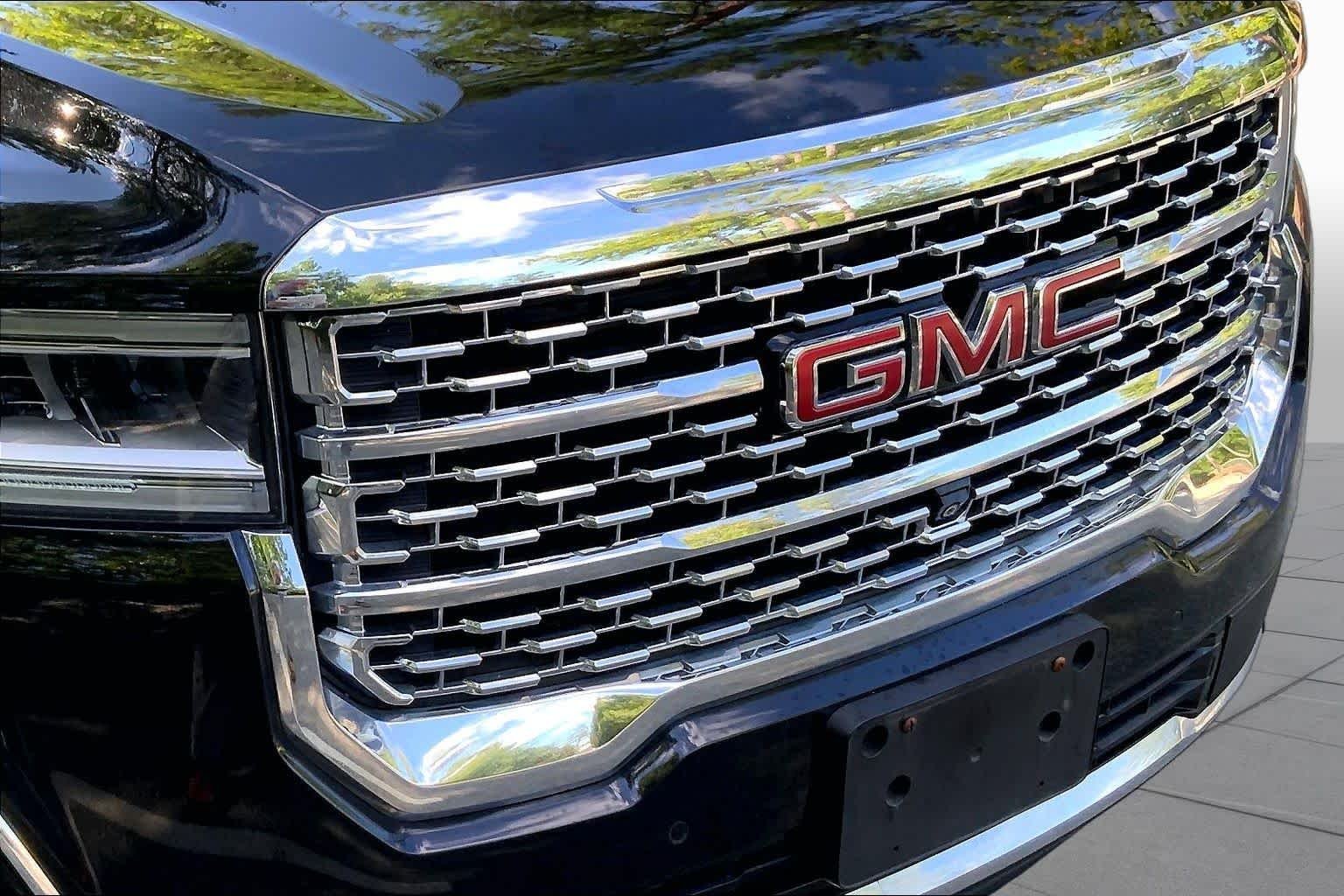Used 2023 Ebony Twilight Metallic GMC Denali image 29
