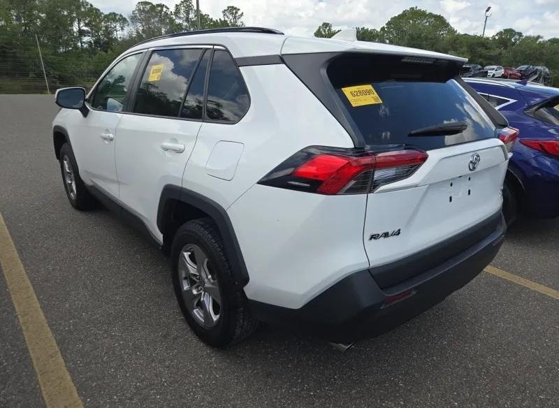 Used 2022 White Toyota XLE image 2