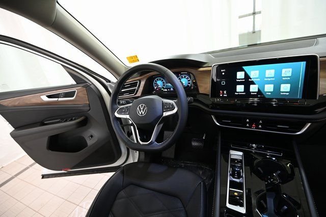 2026 Volkswagen Atlas SE w/Tech - Photo 30