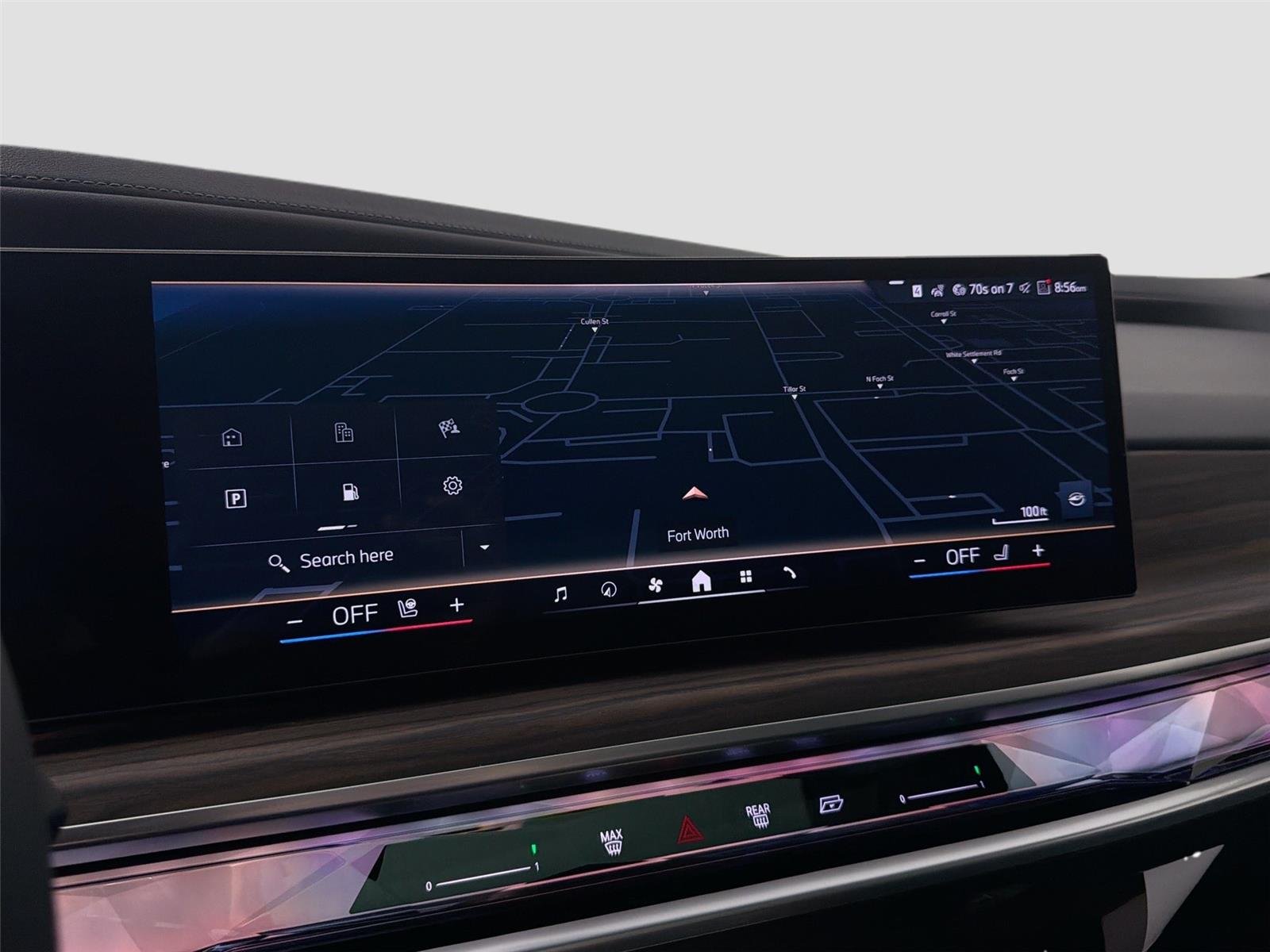 New 2026 Dravit Grey Metallic BMW 750e xDrive image 24