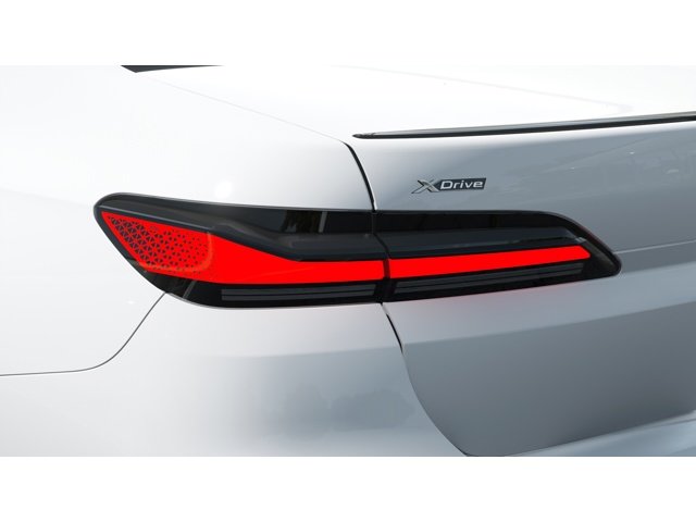 New 2026 Alpine White BMW 750e image 8