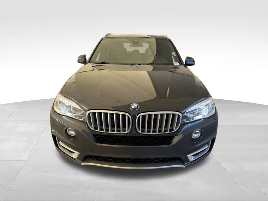 Used 2018 Dark Graphite BMW sDrive35i image 3