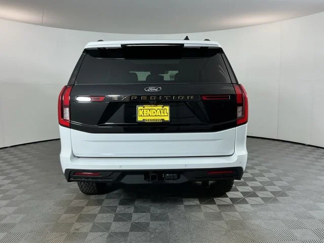 New 2026 Oxford White Ford Tremor image 5