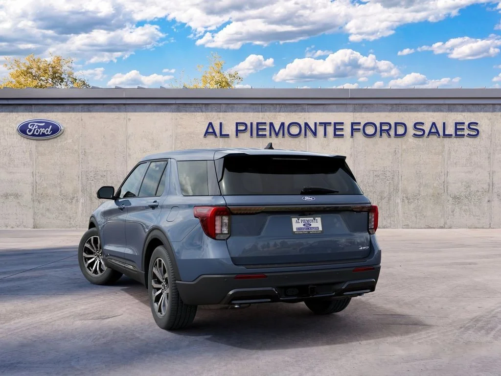 New 2027 Vapor Blue Metallic Ford ST-Line image 39