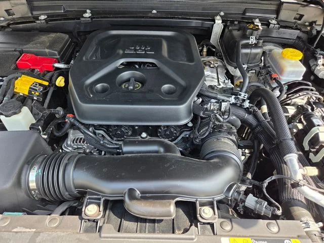 Used 2023 Black Jeep Sport S image 27