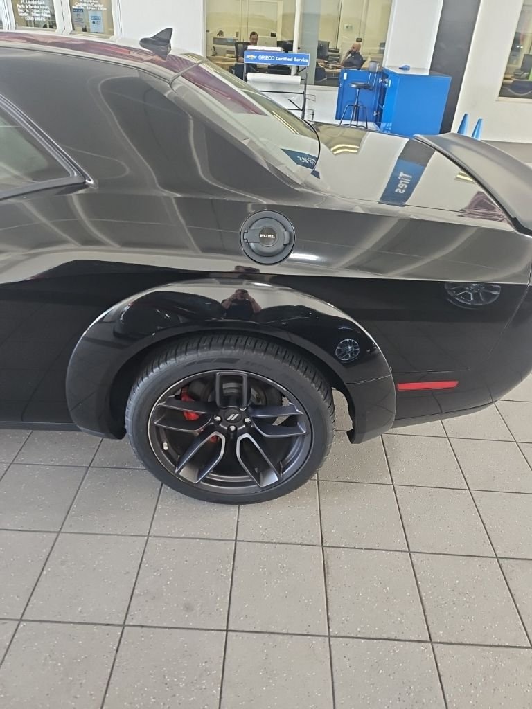 Used 2022 Black Dodge R/T Scat Pack Widebody image 7