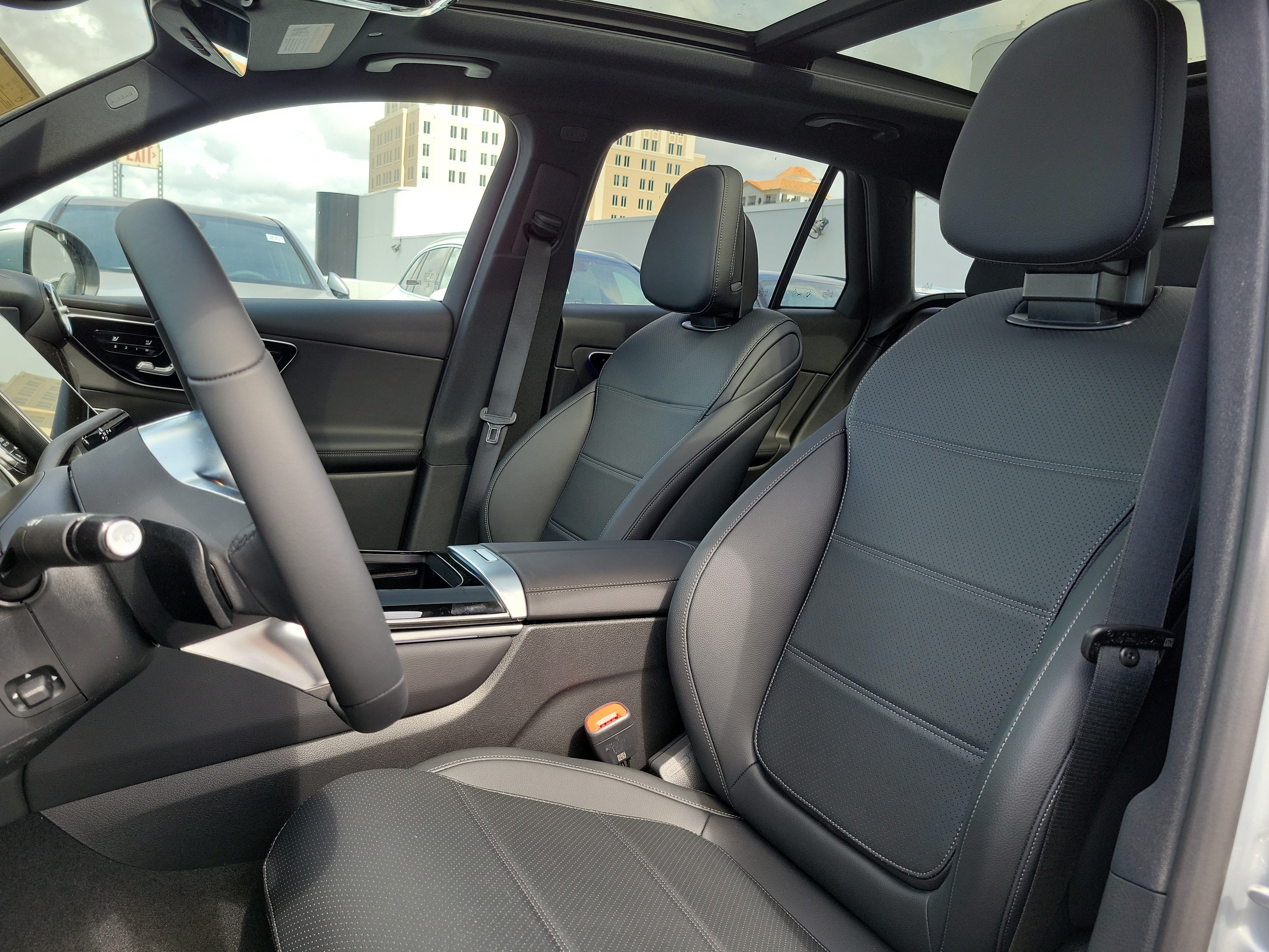 New 2026 Cirrus Silver Metallic Mercedes-Benz GLC 300 image 42