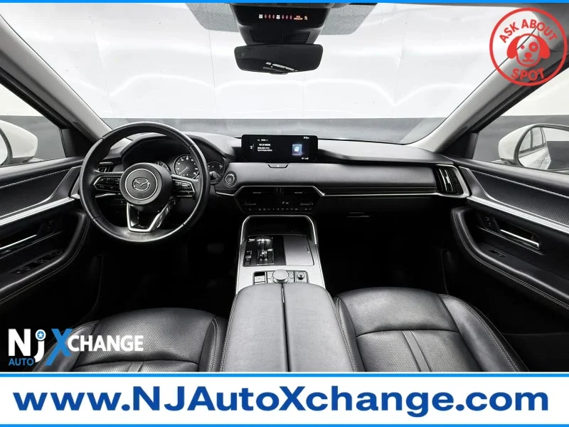 Used 2024  MAZDA 3.3 Turbo Preferred Plus Sport Utility 4D image 41