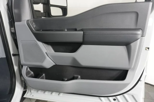 Certified Used 2025 Avalanche Ford XL image 37