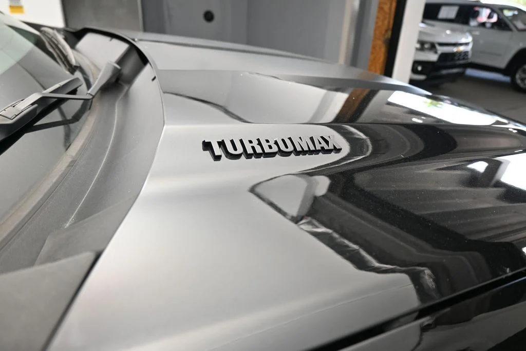 Used 2025 Black Chevrolet Custom image 47