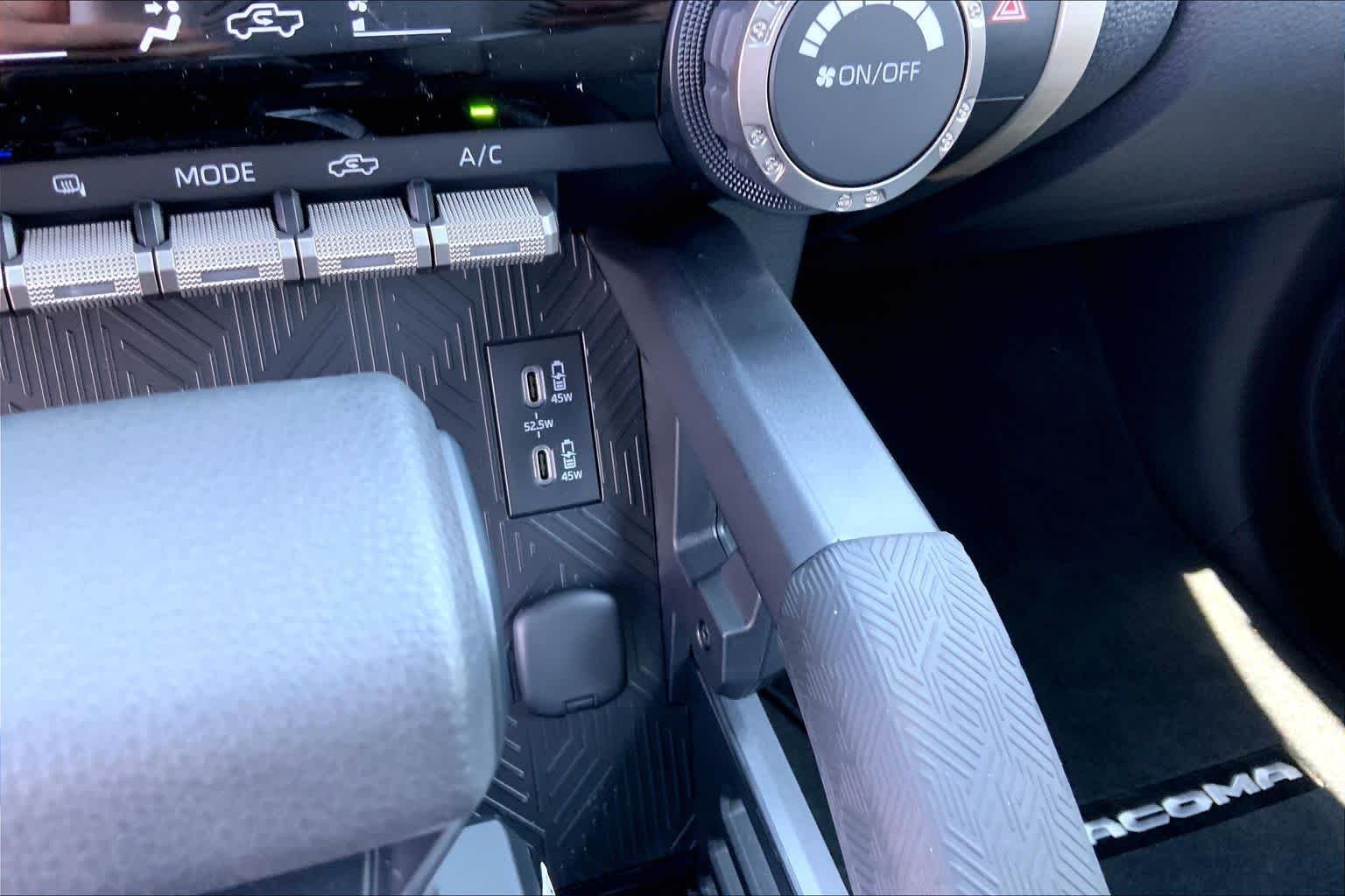 2026 Toyota Tacoma SR5 - Photo 19