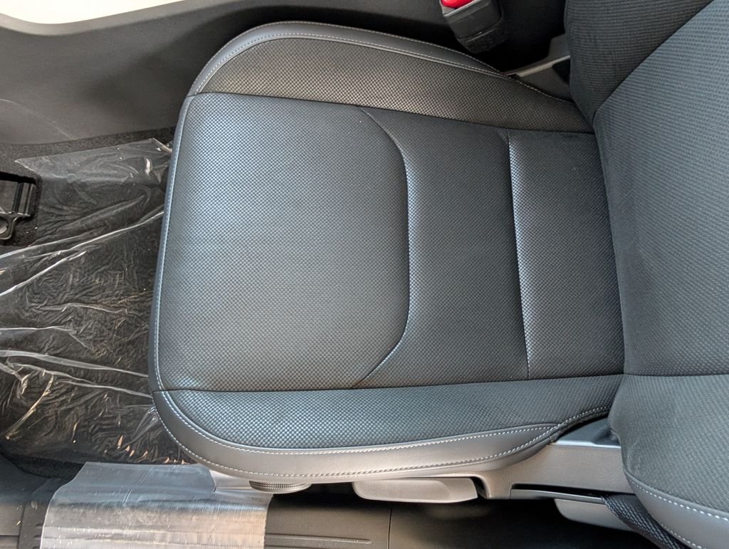 New 2026 Jet Black Mica Mazda 2.5 S Select AWD image 10