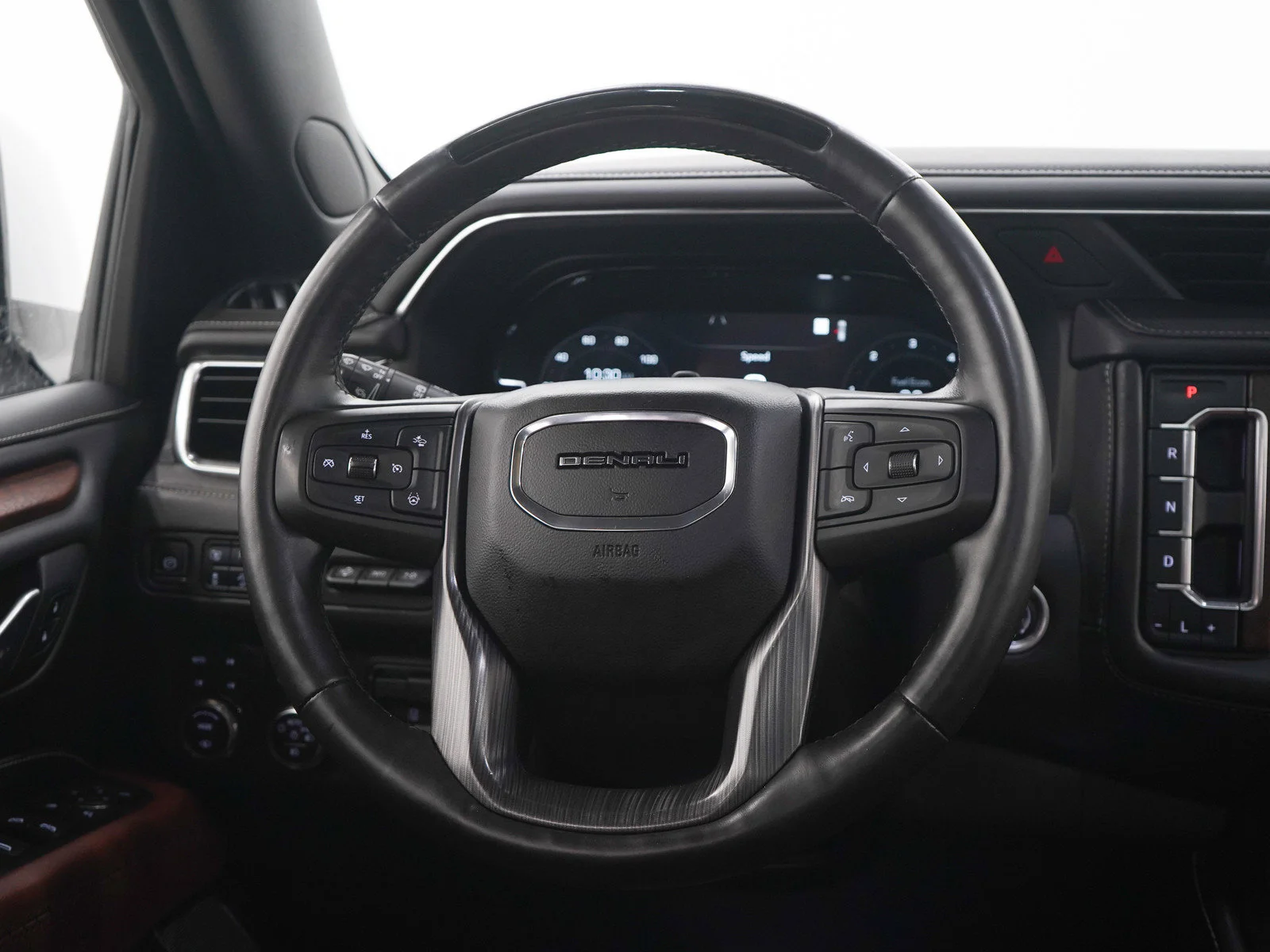 Used 2023 White Frost Tricoat GMC Denali Ultimate image 19