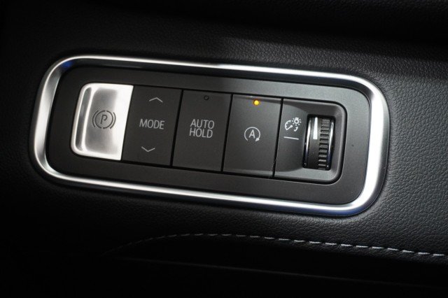 New 2026 Moonstone Gray Metallic Buick Sport Touring image 31